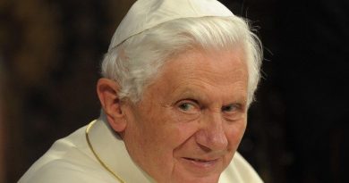 Morre Bento XVI, “humilde trabalhador na vinha do Senhor”